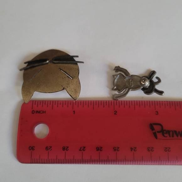 Vintage Cat Brooch and Lapel Pin Set Gold Silver Tone Feline Kitten Jewelry - Picture 3 of 3